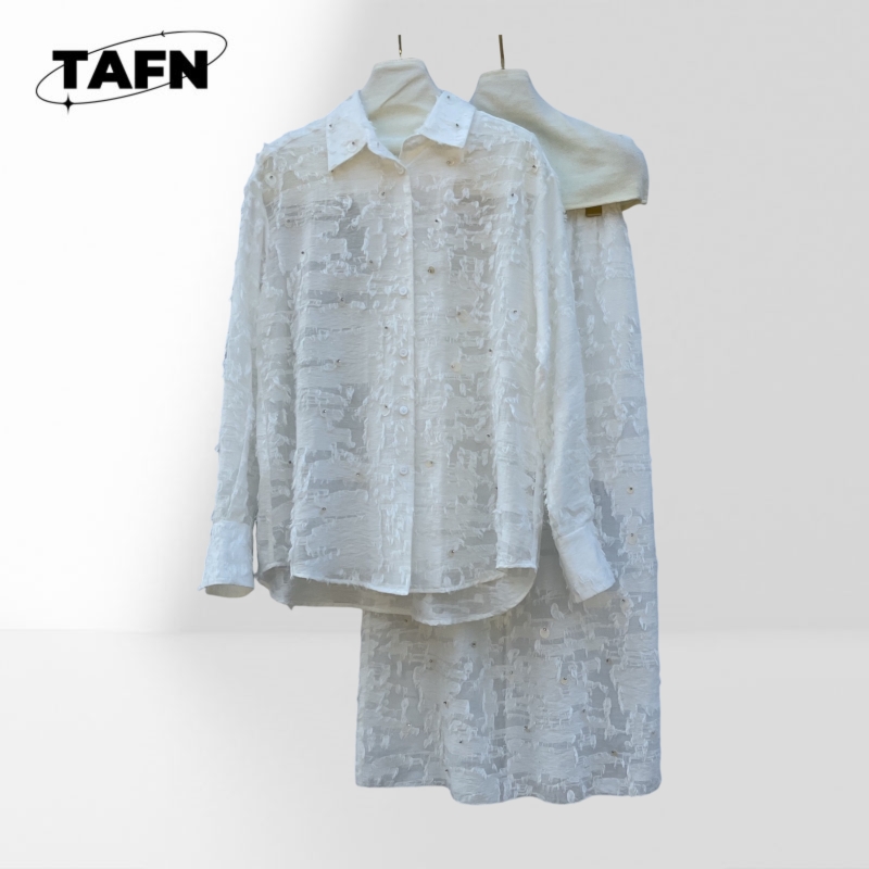 Ladies Modern Two Piece Dress  - Formal Wear Women Us ulasan dan harga