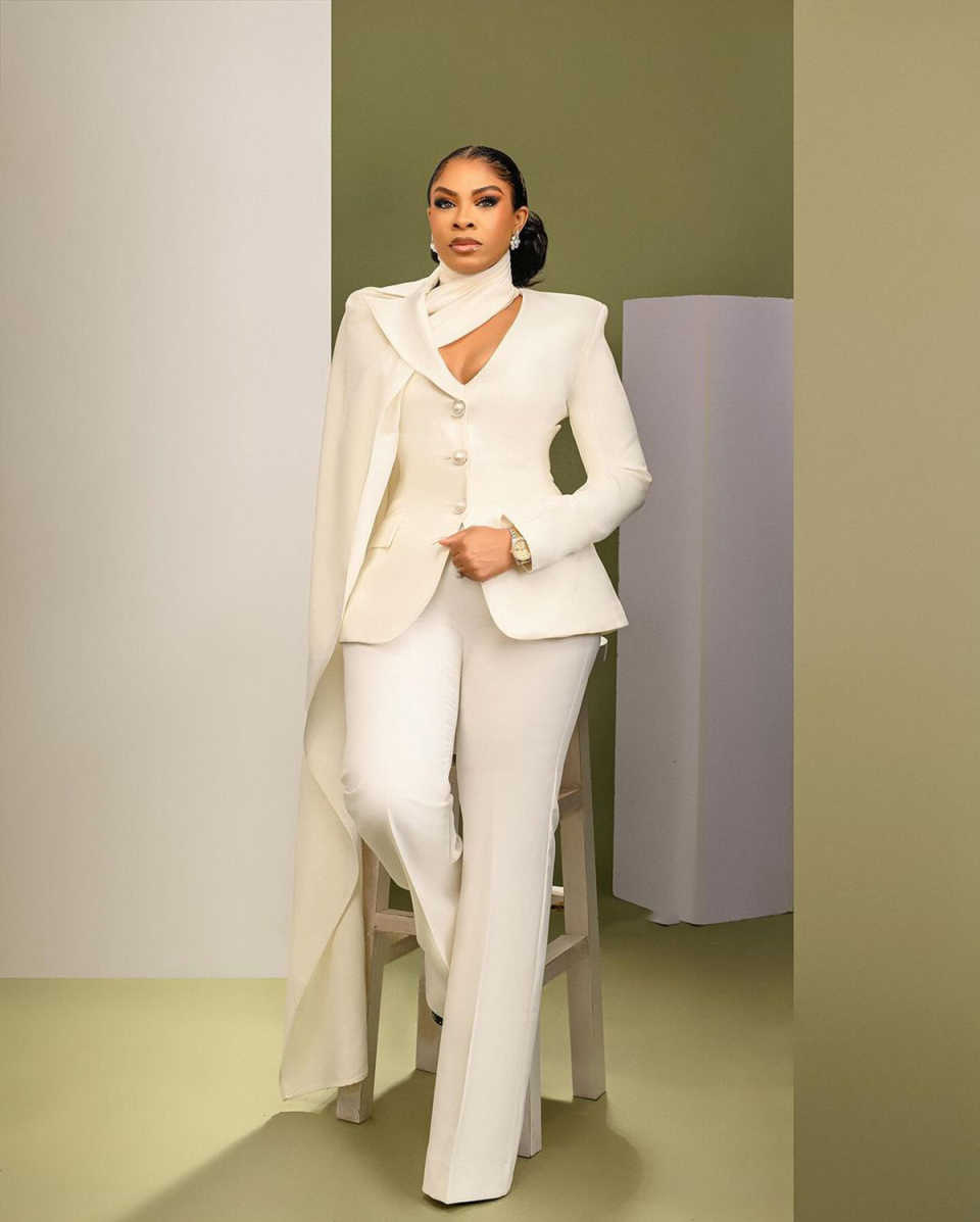 Designer Women Pants Suits Cus - Women'S Red Formal Wear ulasan dan harga